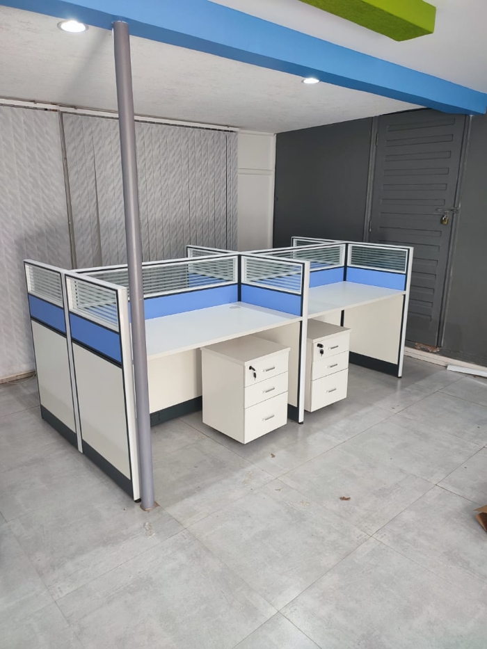 4-Way Modular Workstation - Image 3