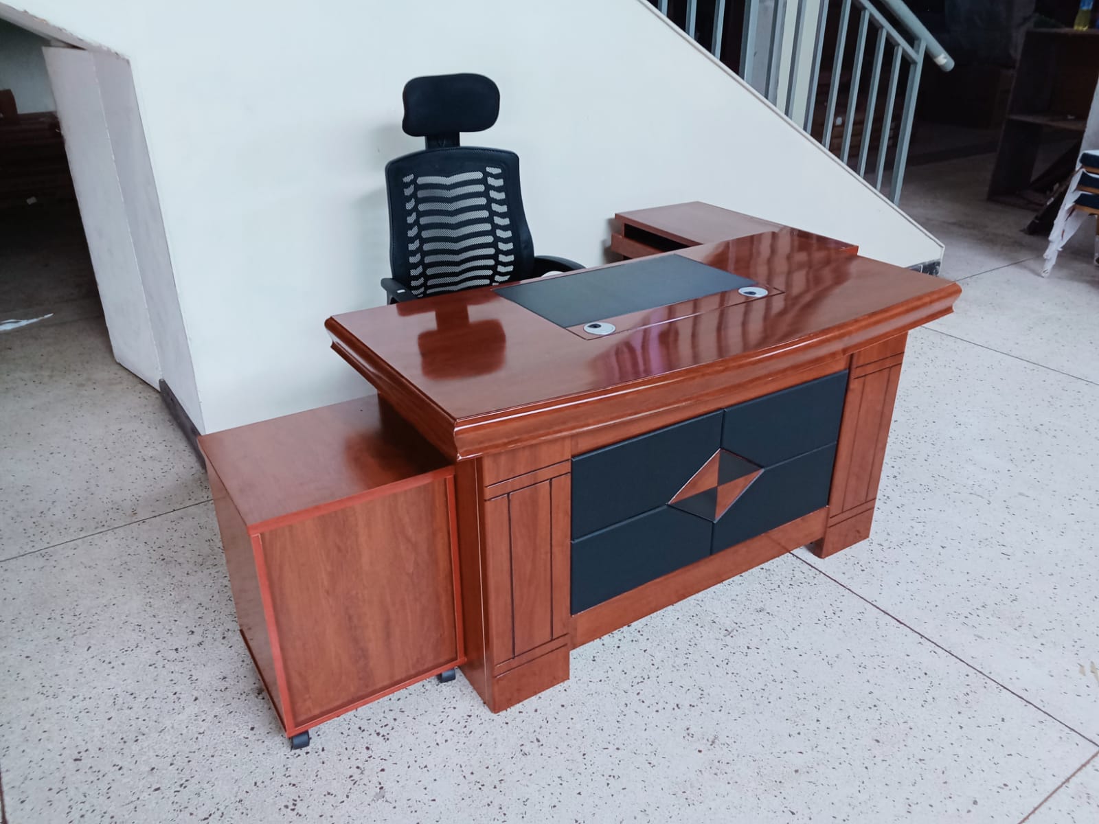 1400MM Executive Desk
