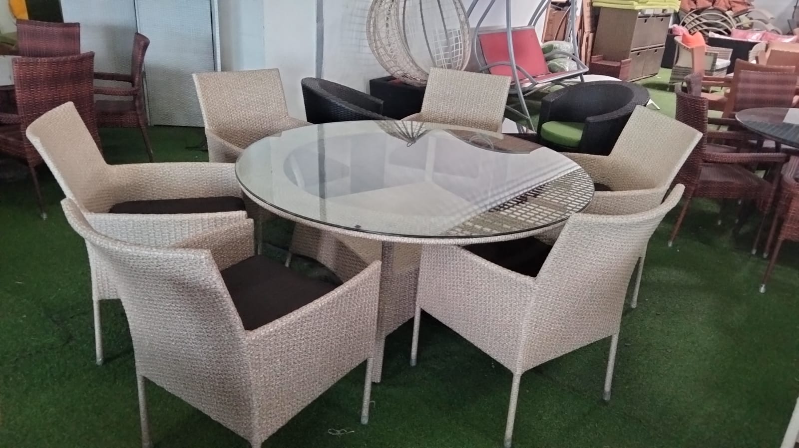 8-Seater Outdoor Set - Image 2