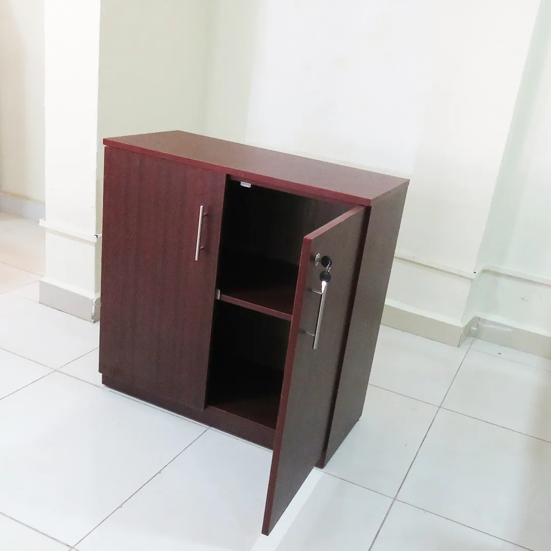 0.9m Executive Storage Cupboard. - Image 2
