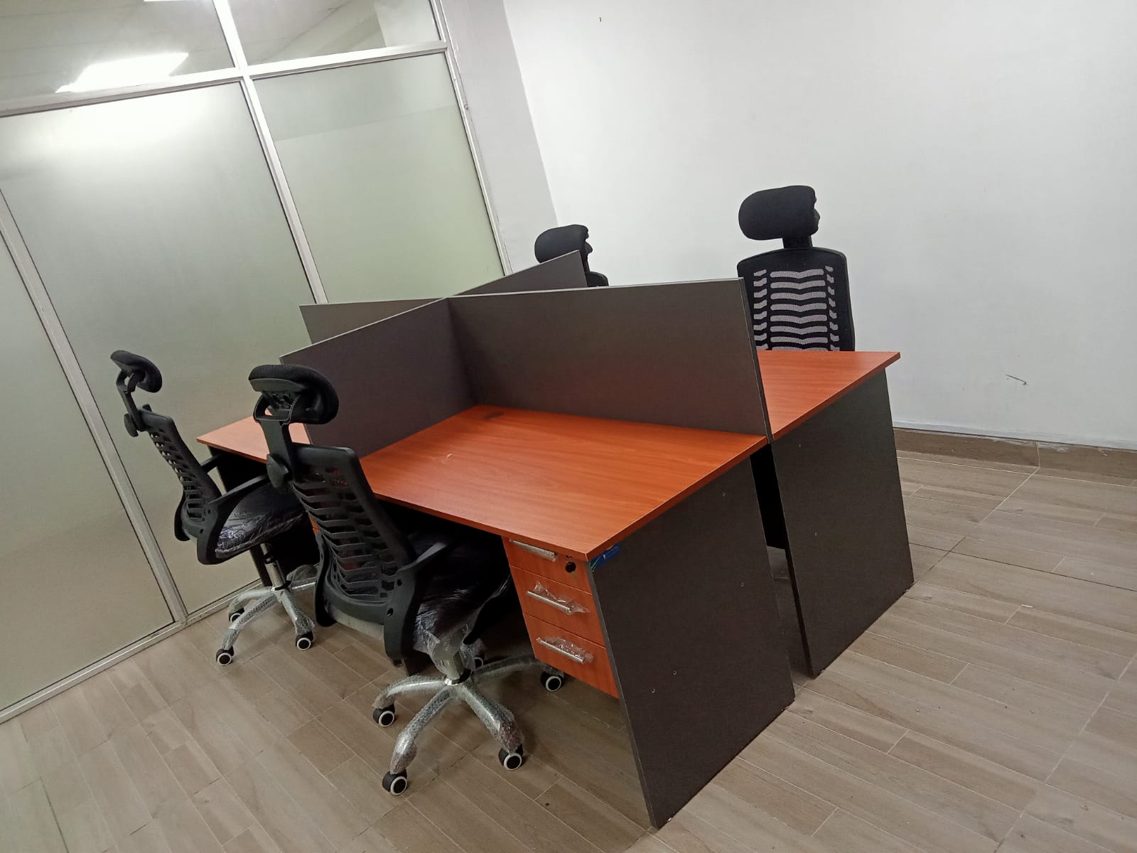 4-Way Modular Workstation