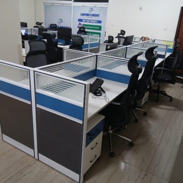 8-Way Modular Workstation